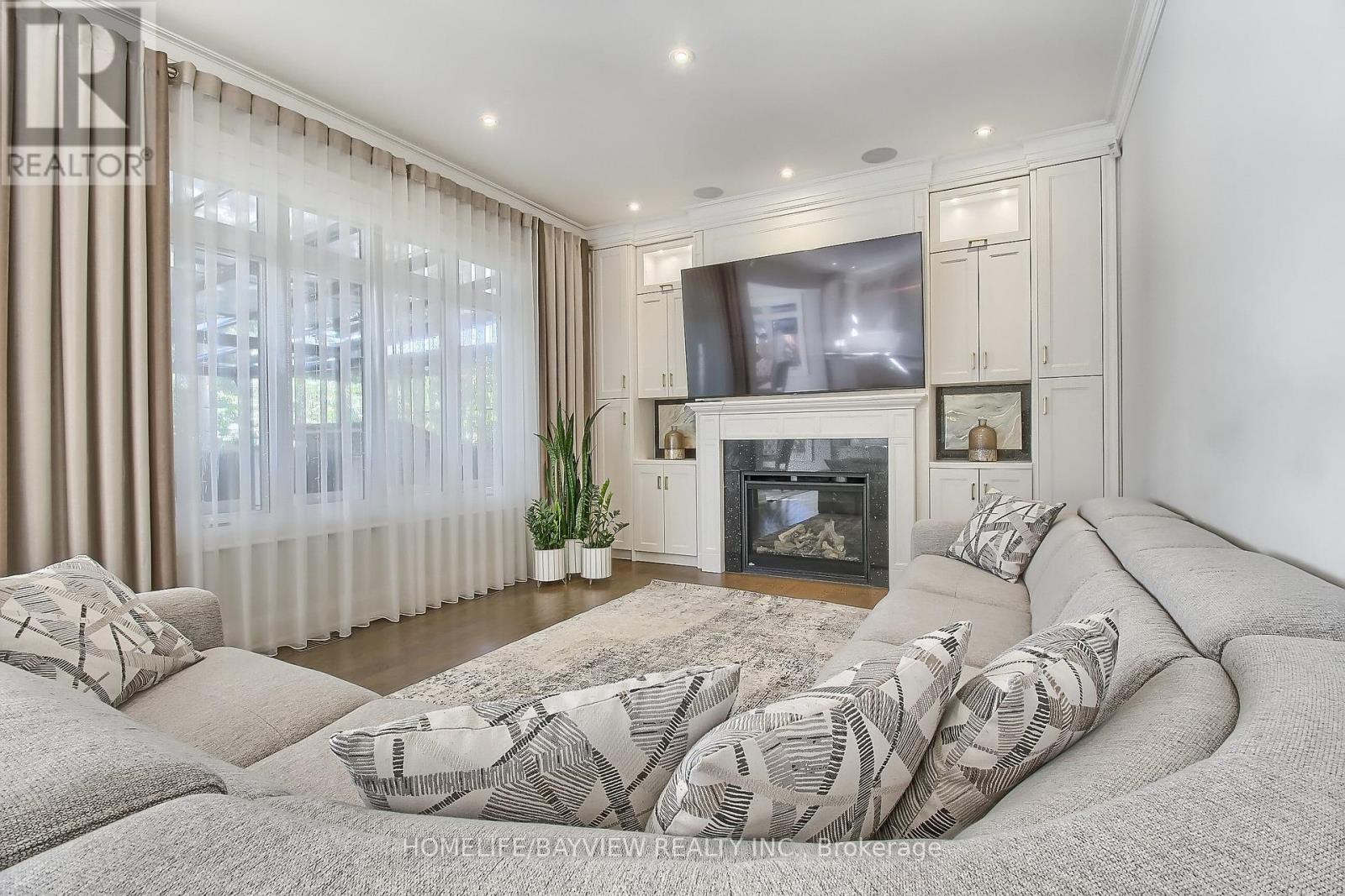 41 Transwell Avenue, Toronto, Ontario  M2R 2J9 - Photo 12 - C12257246