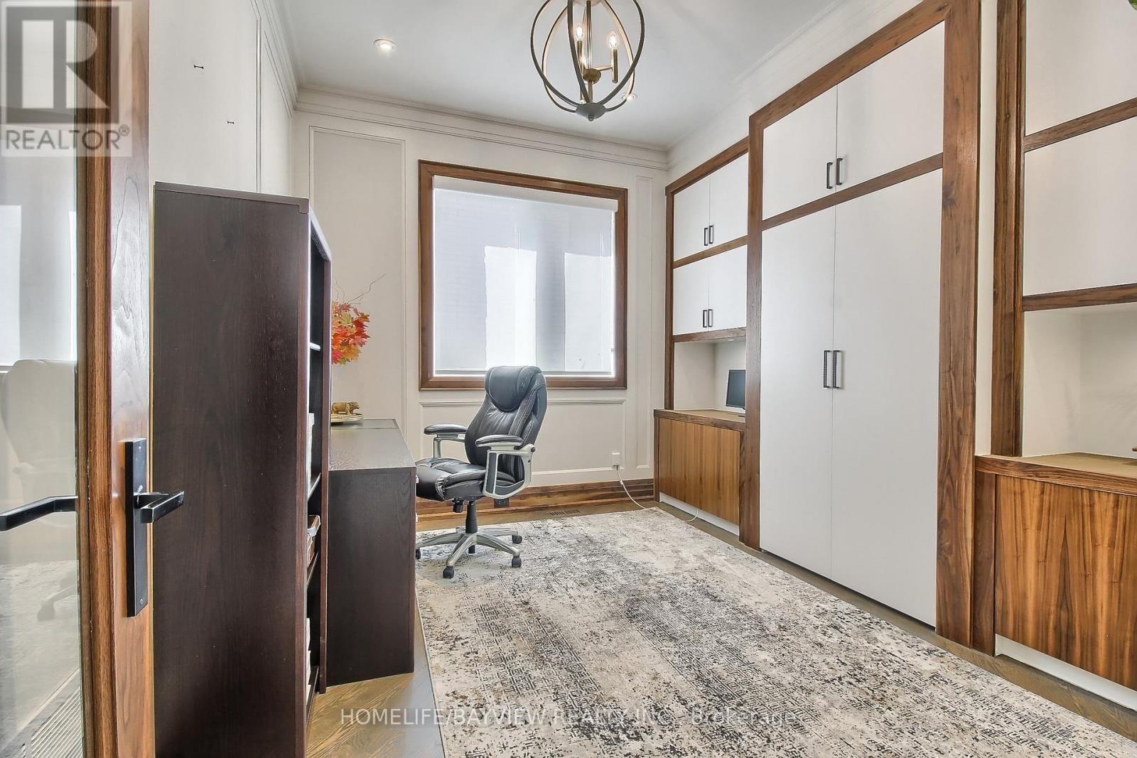 41 Transwell Avenue, Toronto, Ontario  M2R 2J9 - Photo 14 - C12257246