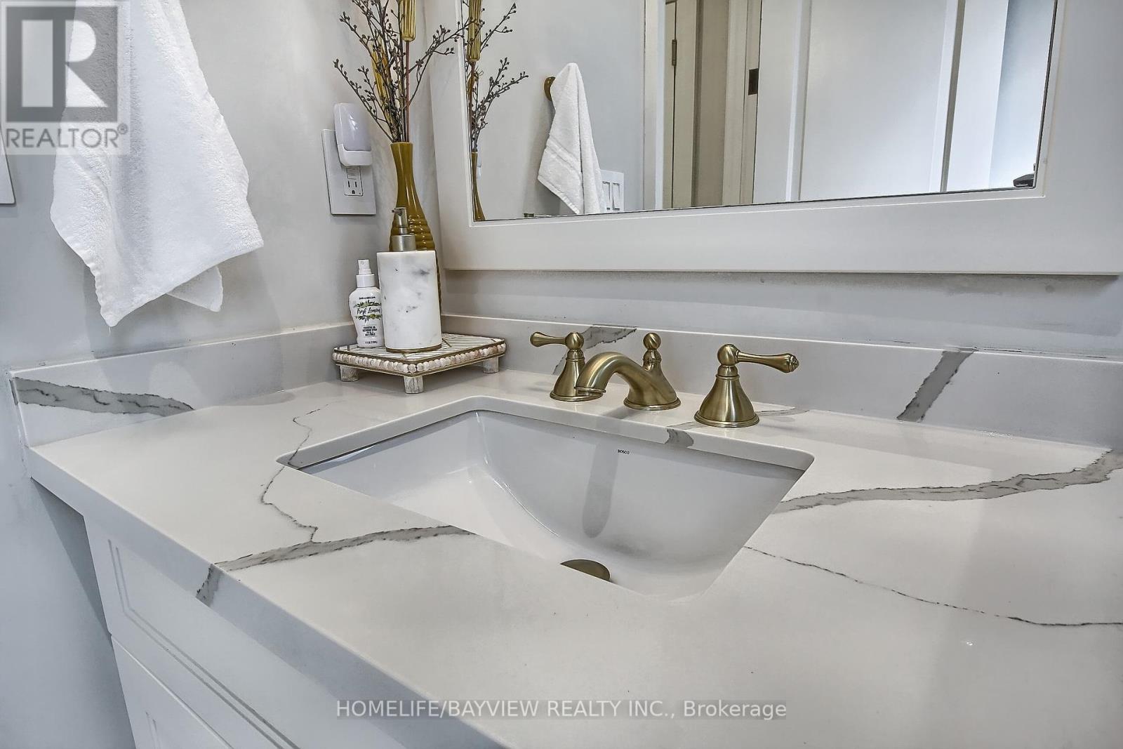 41 Transwell Avenue, Toronto, Ontario  M2R 2J9 - Photo 15 - C12257246