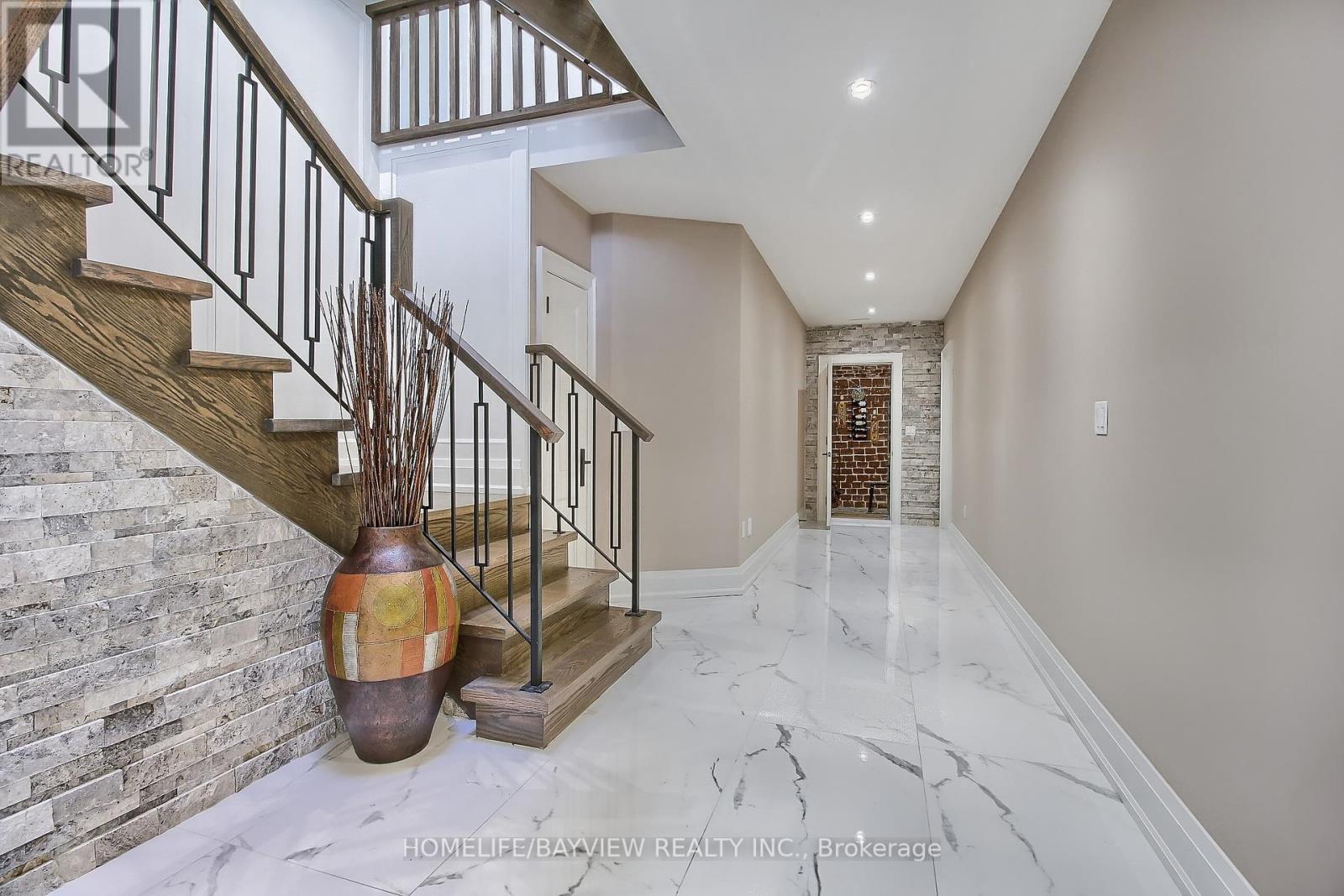 41 Transwell Avenue, Toronto, Ontario  M2R 2J9 - Photo 33 - C12257246