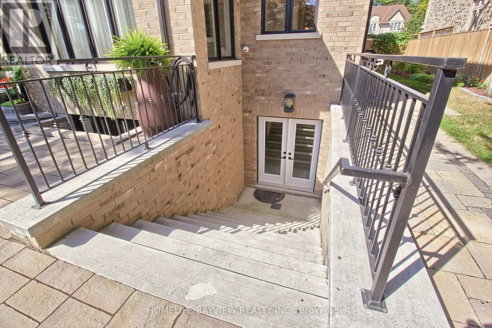 41 Transwell Avenue, Toronto, Ontario  M2R 2J9 - Photo 37 - C12257246