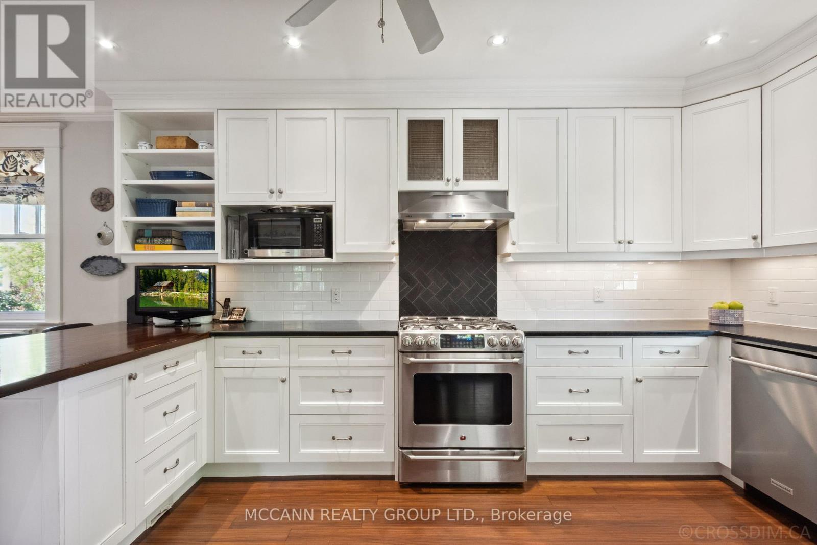 1373 Avenue Road, Toronto, Ontario  M5N 2H3 - Photo 17 - C12257358