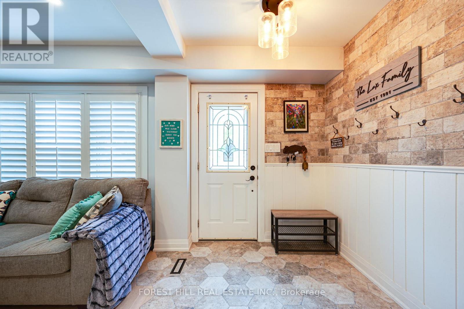 Property at 1184 SOUTHDALE AVENUE image