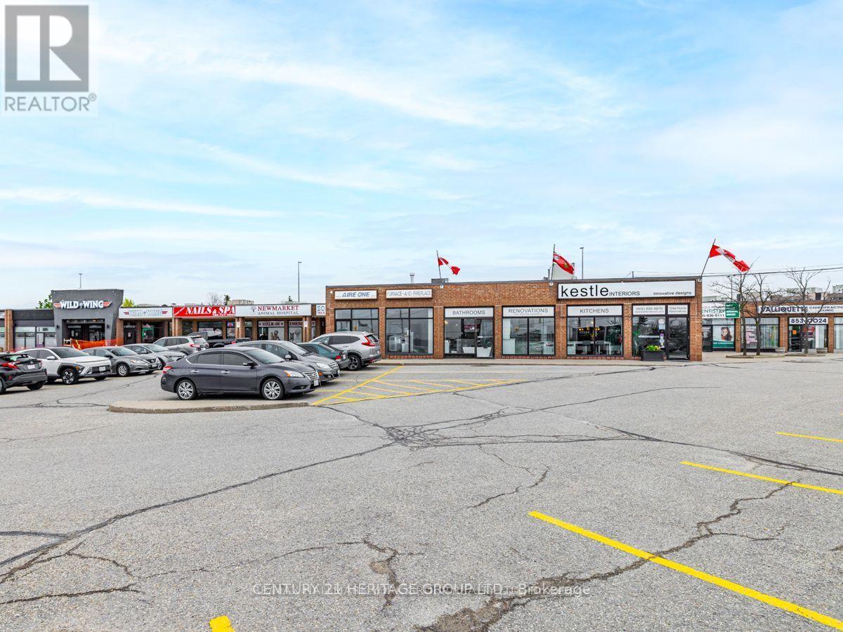 9 - 340 Eagle Street W, Newmarket, Ontario  L3Y 1K5 - Photo 2 - N12257346