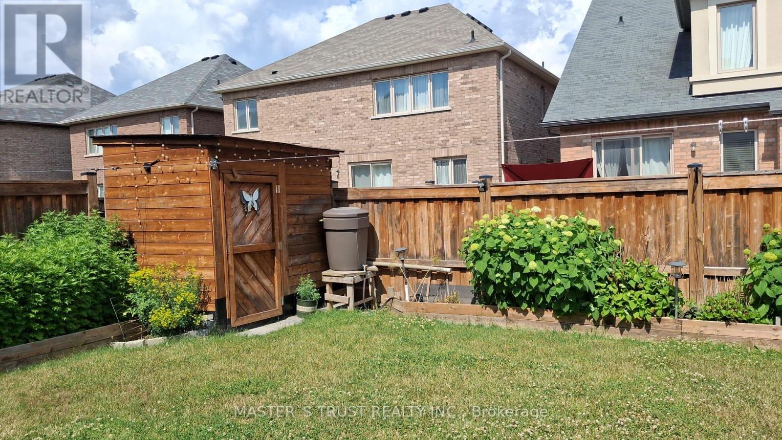 53 Kidd Street, Bradford West Gwillimbury, Ontario  L3Z 0V5 - Photo 14 - N12257361