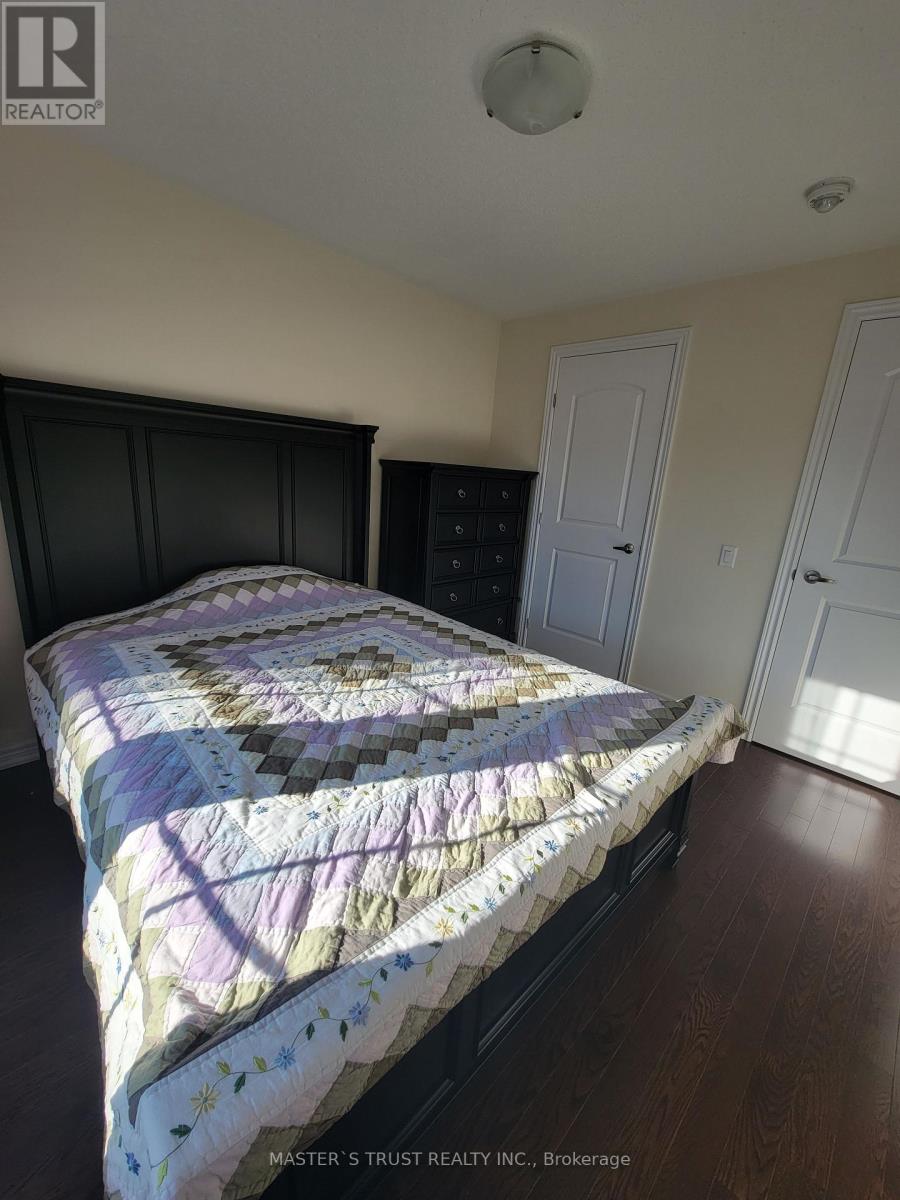 53 Kidd Street, Bradford West Gwillimbury, Ontario  L3Z 0V5 - Photo 25 - N12257361