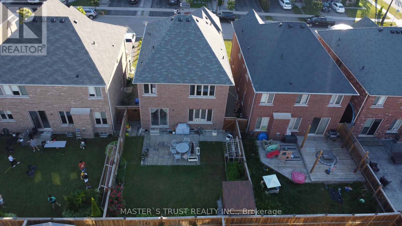53 Kidd Street, Bradford West Gwillimbury, Ontario  L3Z 0V5 - Photo 34 - N12257361