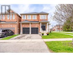 2 HORN STREET, Whitchurch-Stouffville, Ontario