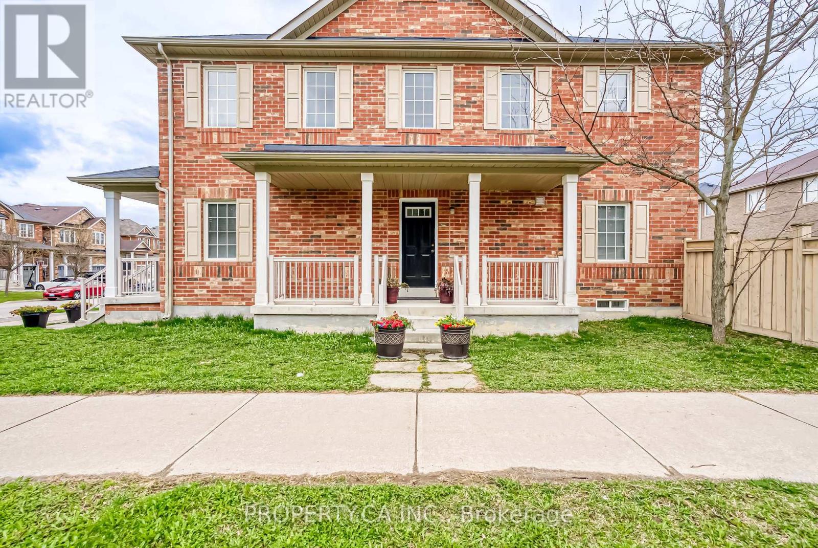 Property at 2 HORN STREET image 5