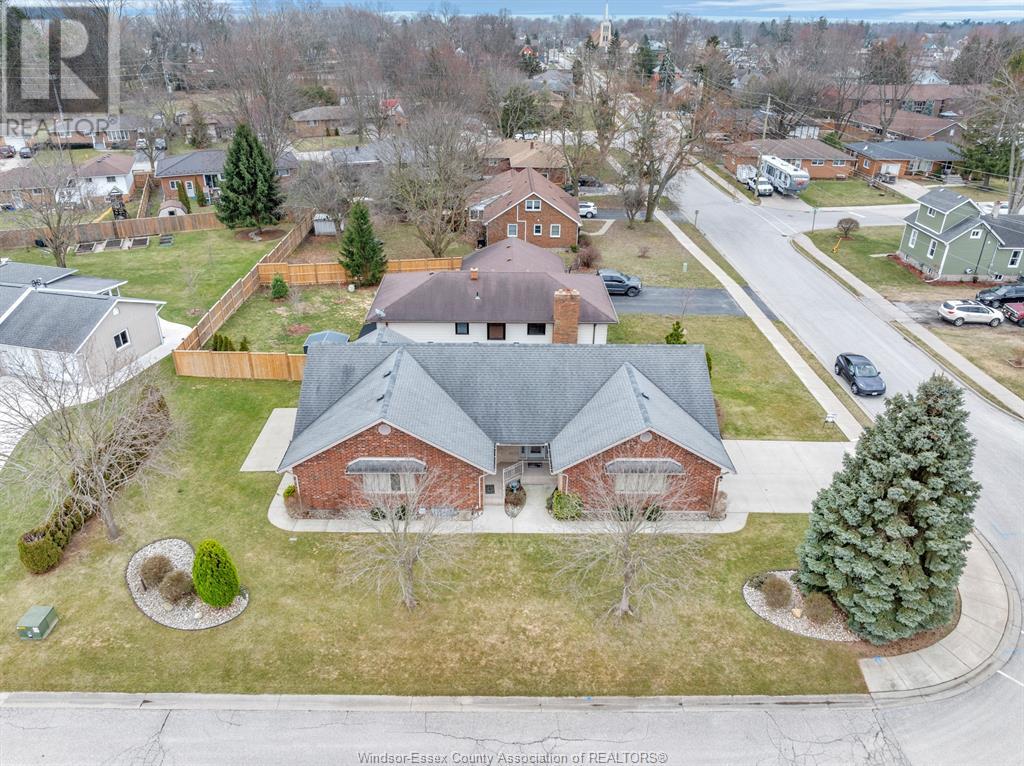 Property at 89 SPRUCE image 3