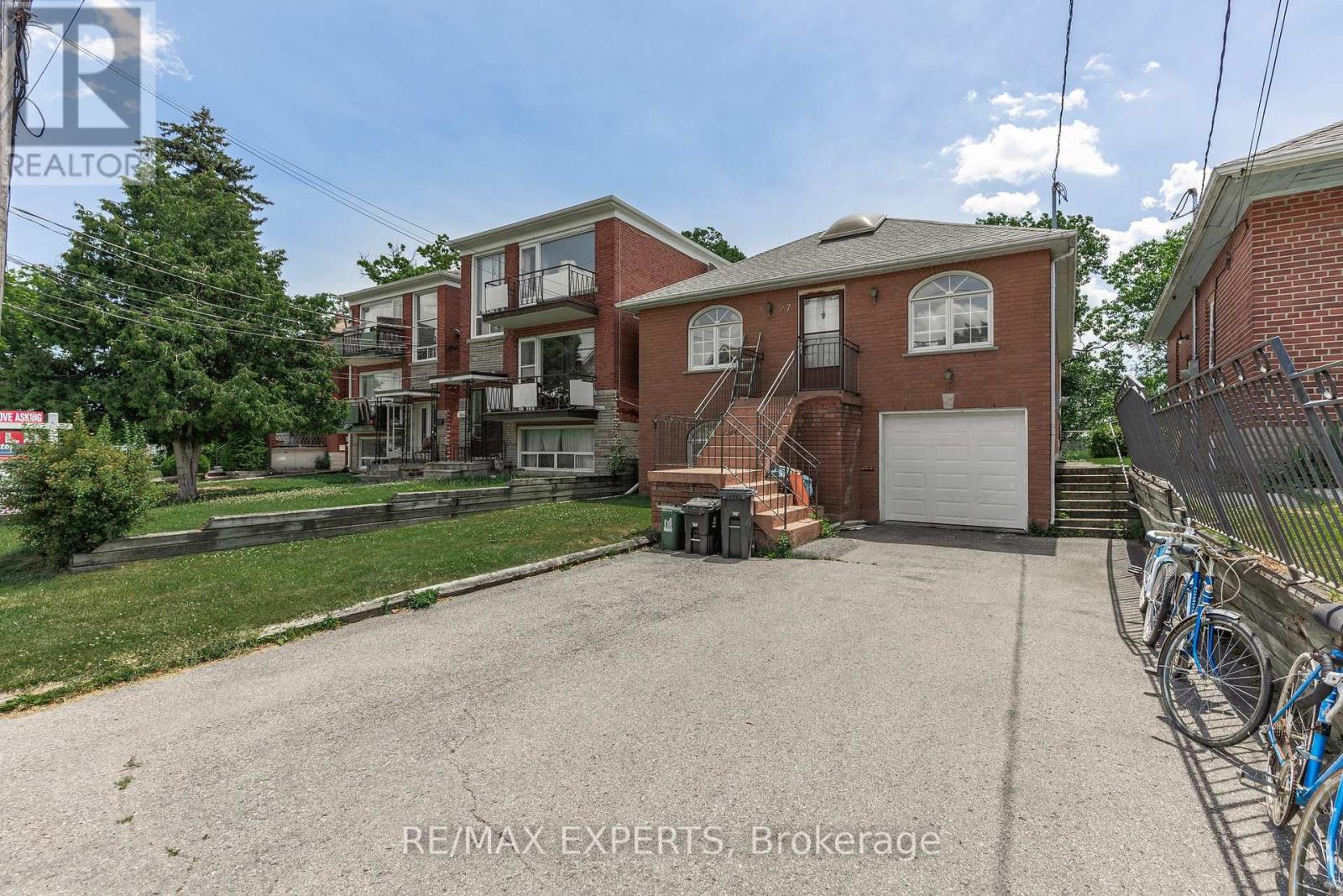 Property at 27 VENN CRESCENT image 5