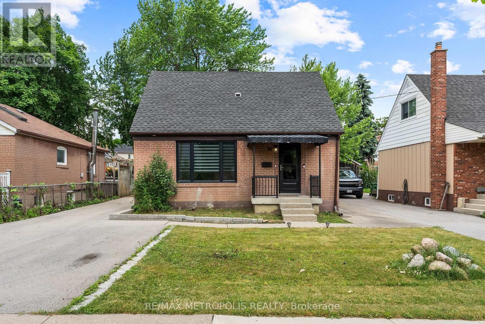 96 Allenby Avenue, Toronto, Ontario  M9W 1S9 - Photo 35 - W12257301