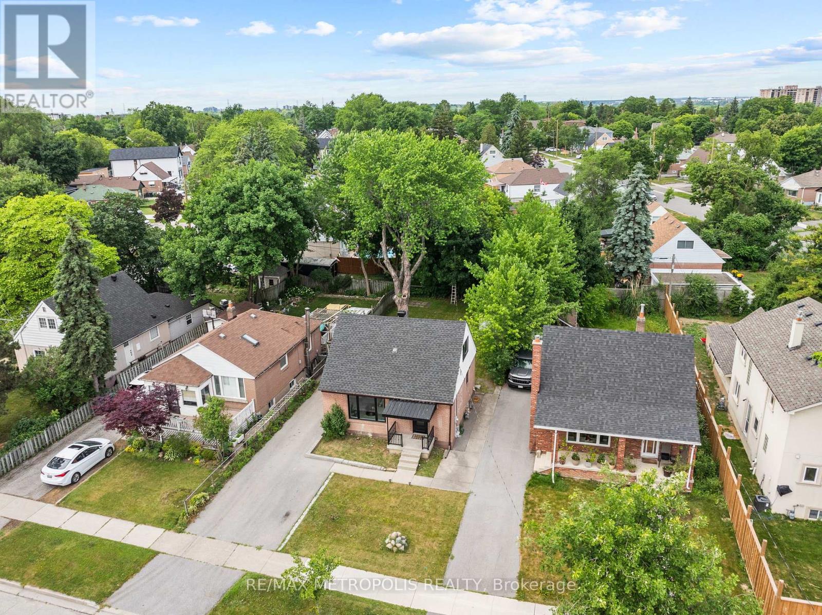 96 Allenby Avenue, Toronto, Ontario  M9W 1S9 - Photo 37 - W12257301