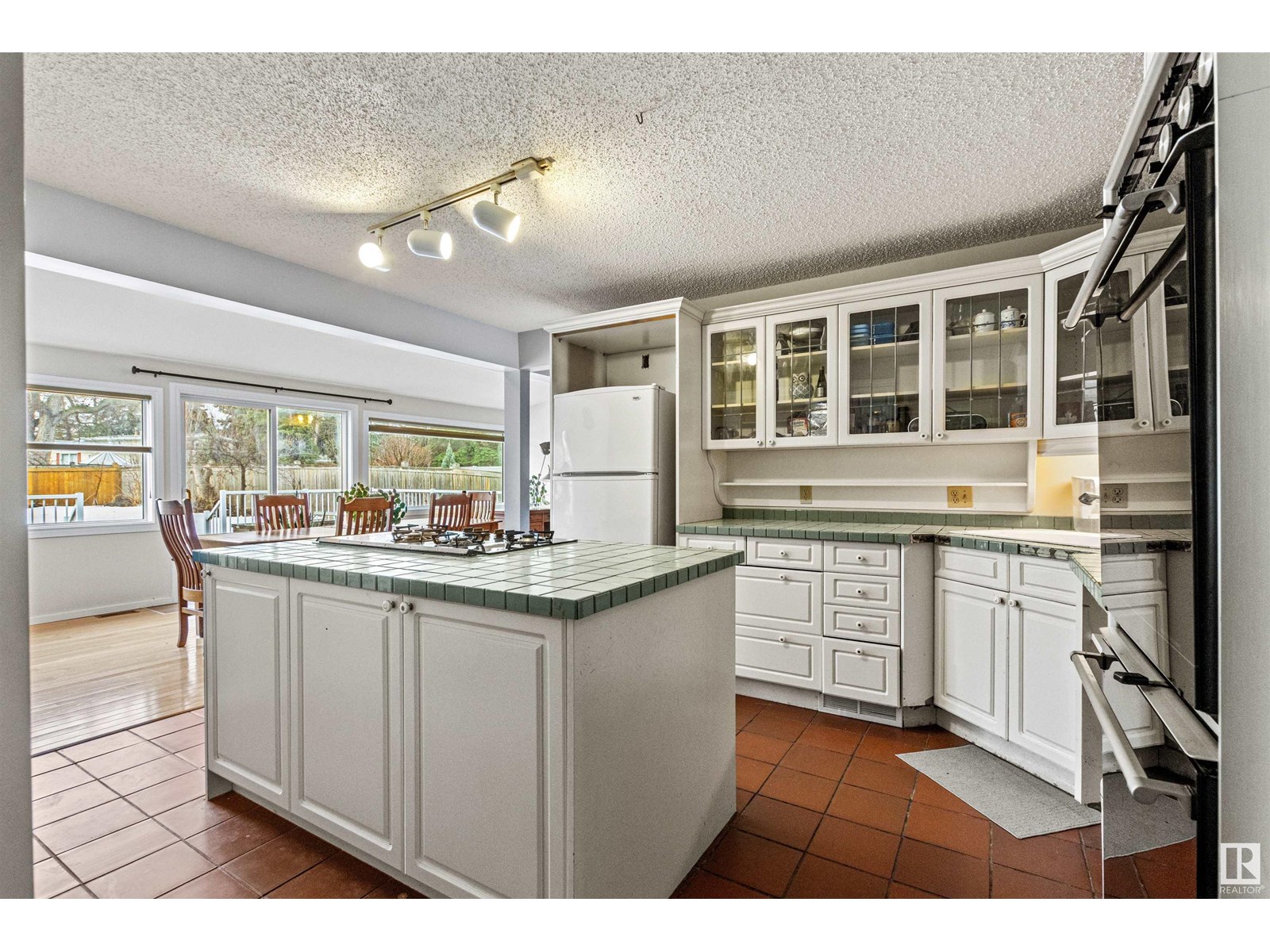 Property at 12311 GRAND VIEW DR NW image 2