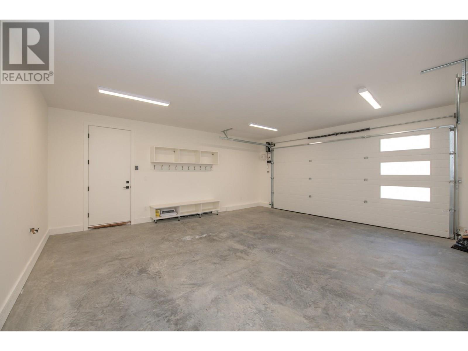 Property at 8820 Oxford Road image 2