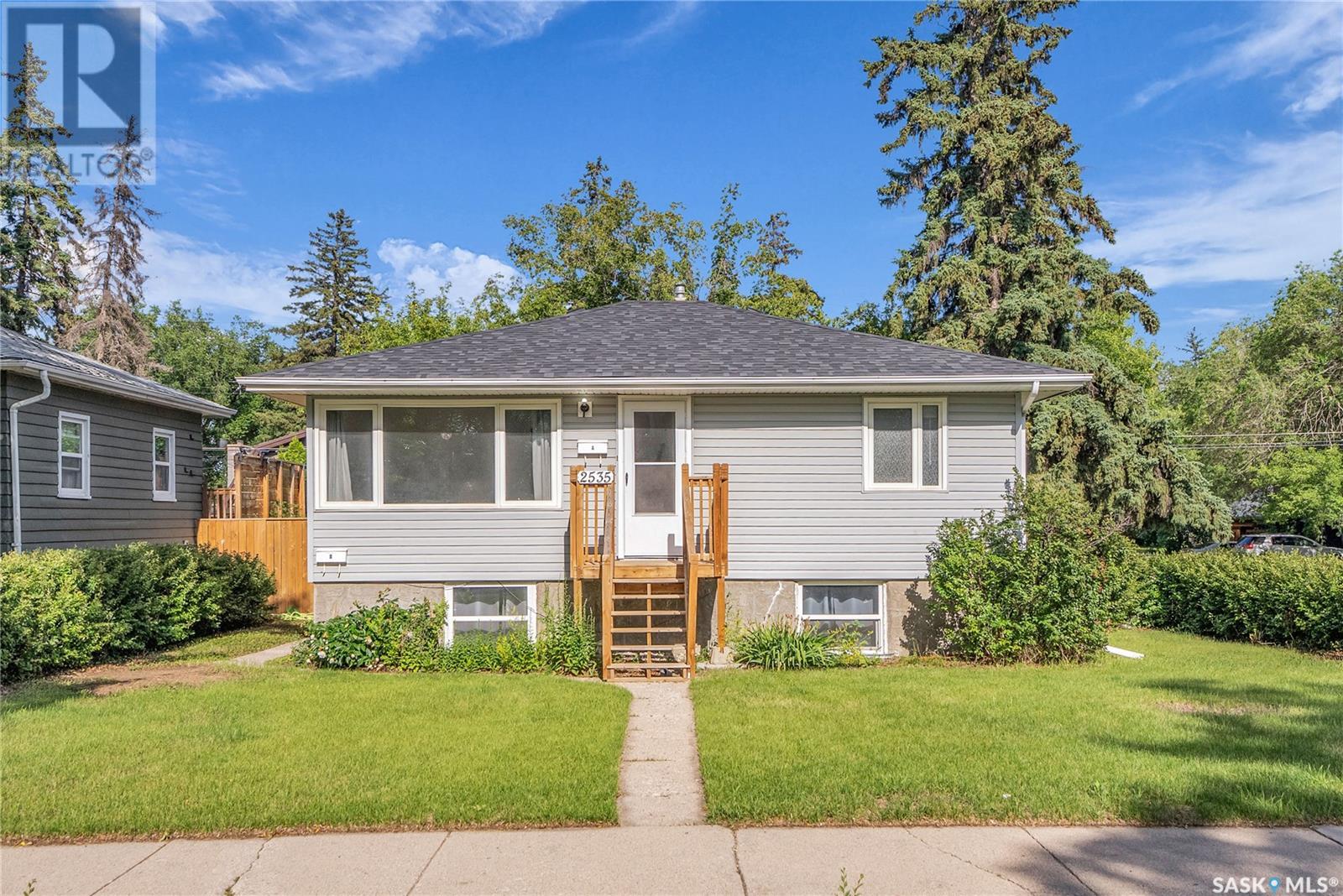 Property at 2535 Kelvin AVENUE image 1