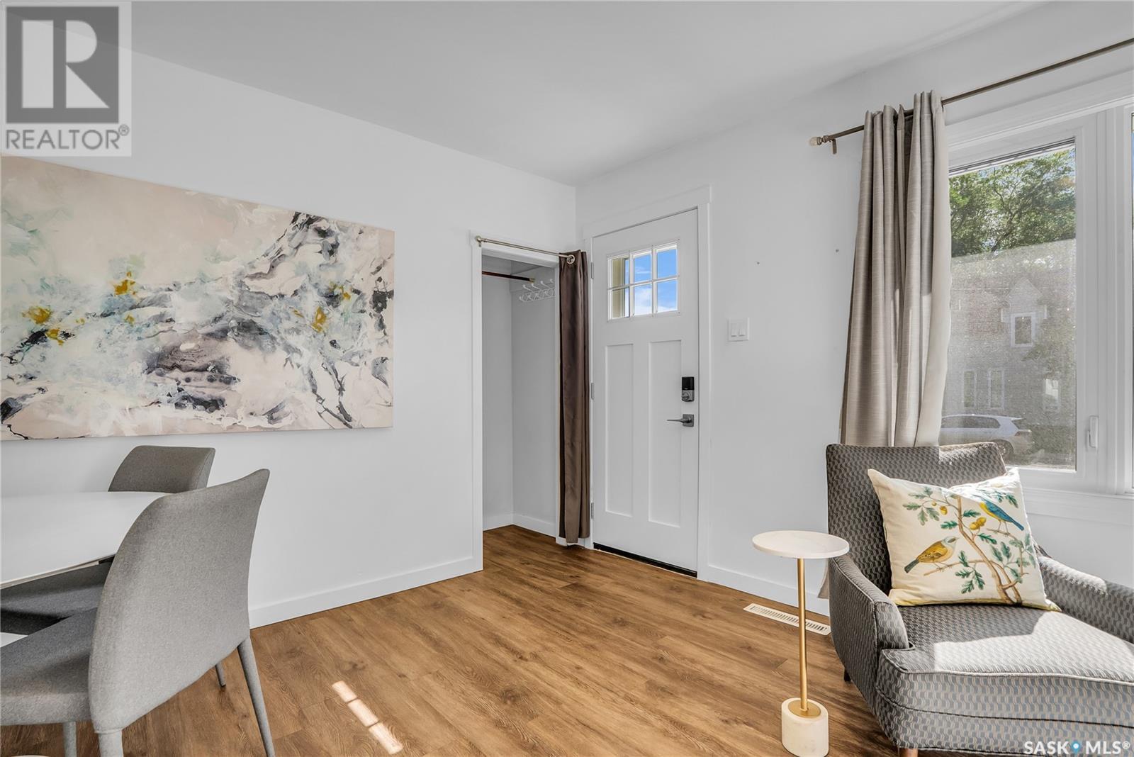 Property at 2535 Kelvin AVENUE image 3
