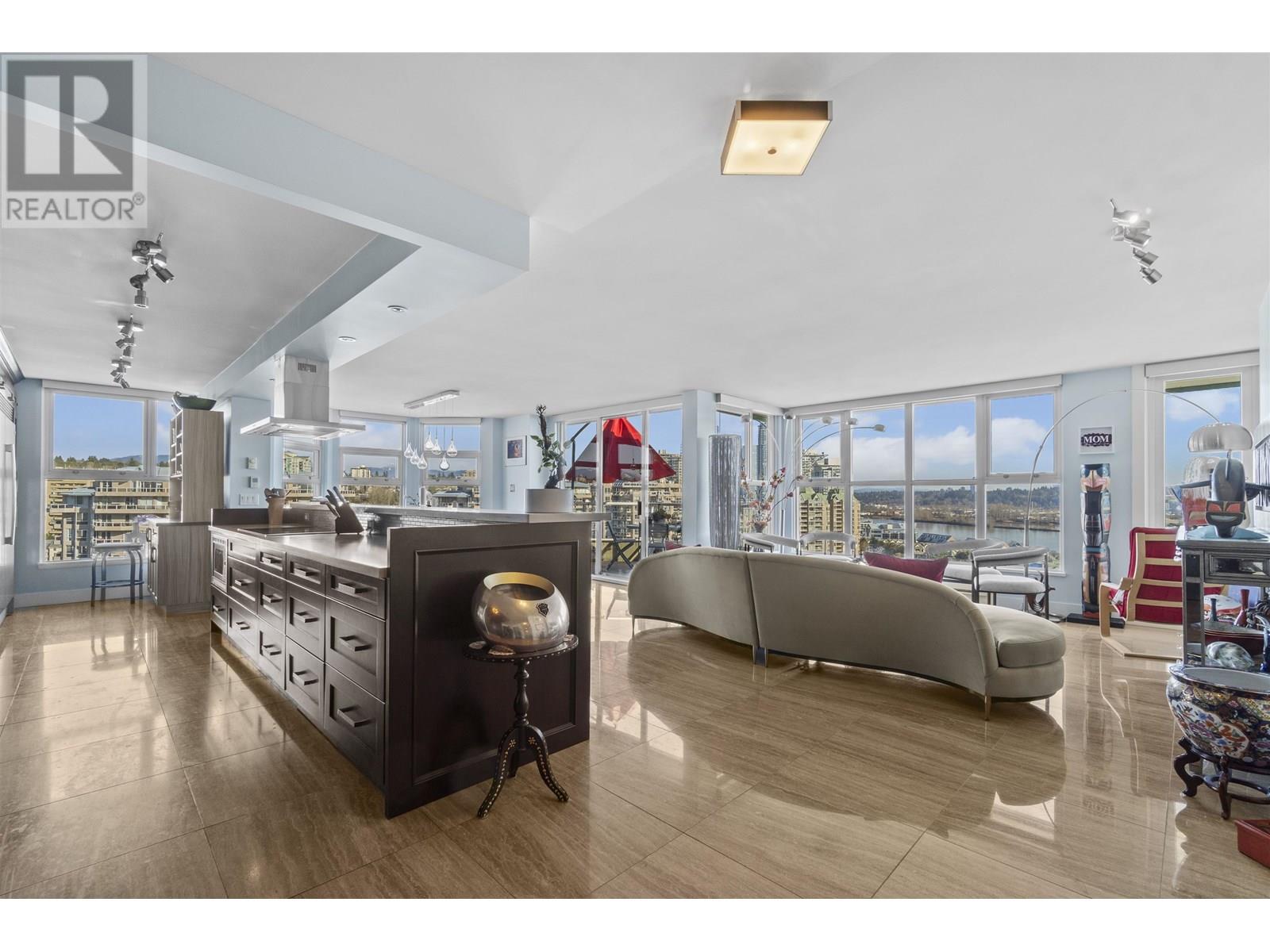 1901 1250 QUAYSIDE DRIVE, new westminster, British Columbia V3M6E2