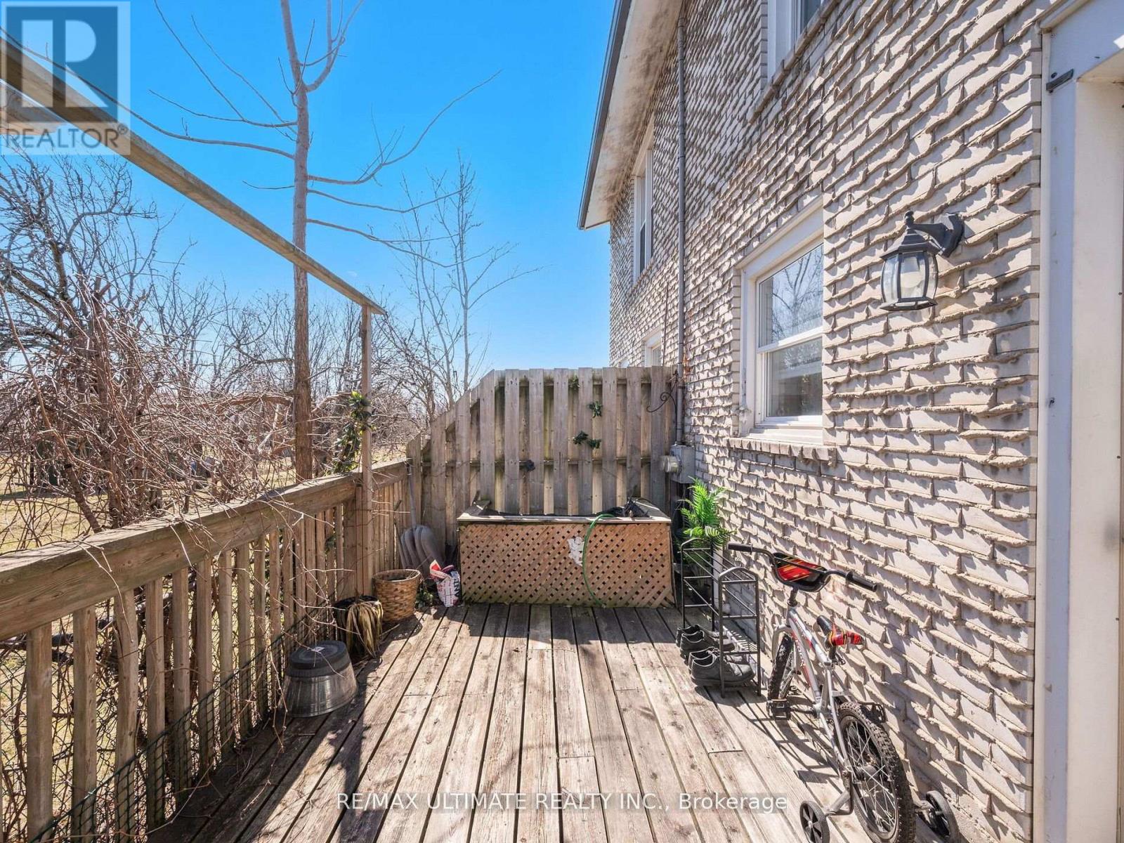 3 - 252 Bertie Street, Fort Erie, Ontario  L2A 1Z6 - Photo 34 - X12257255