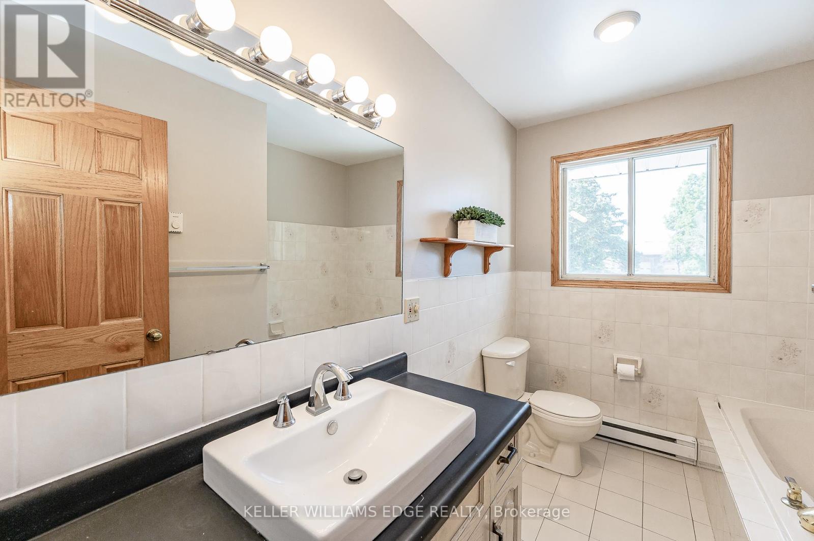 1291 Old Highway 8, Hamilton, Ontario  L0R 1Z0 - Photo 33 - X12257345