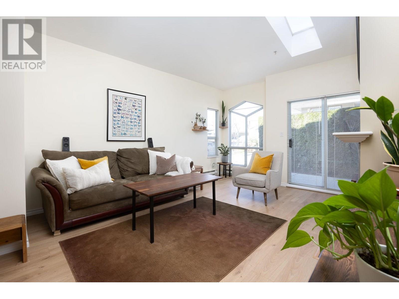 Property at 1122 O'FLAHERTY GATE image 5
