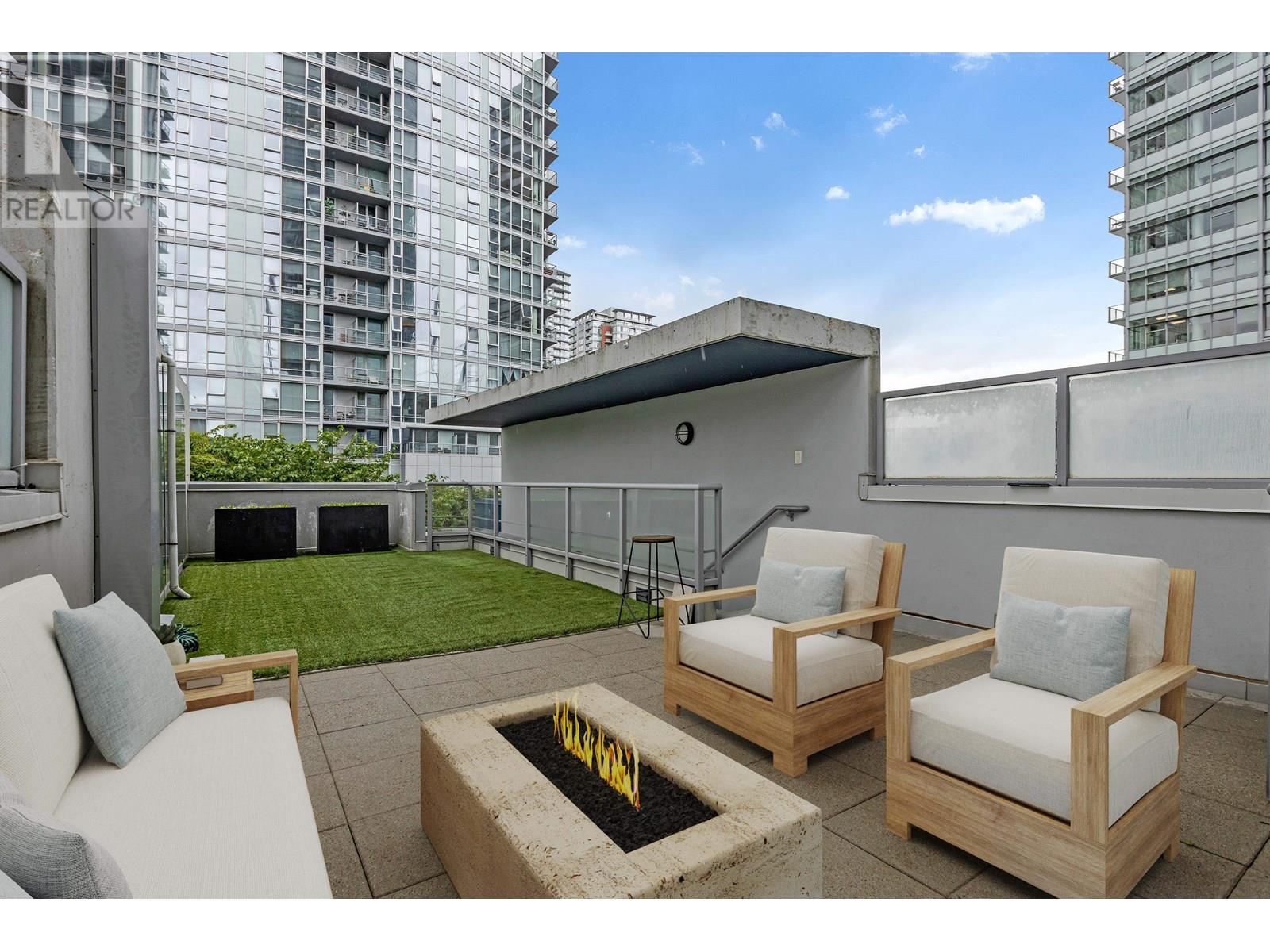 102 Regiment Square, Vancouver, British Columbia  V6B 1W1 - Photo 11 - R3022103