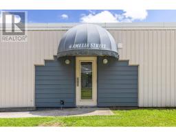 6 Amelia Street, Brockton, Ca