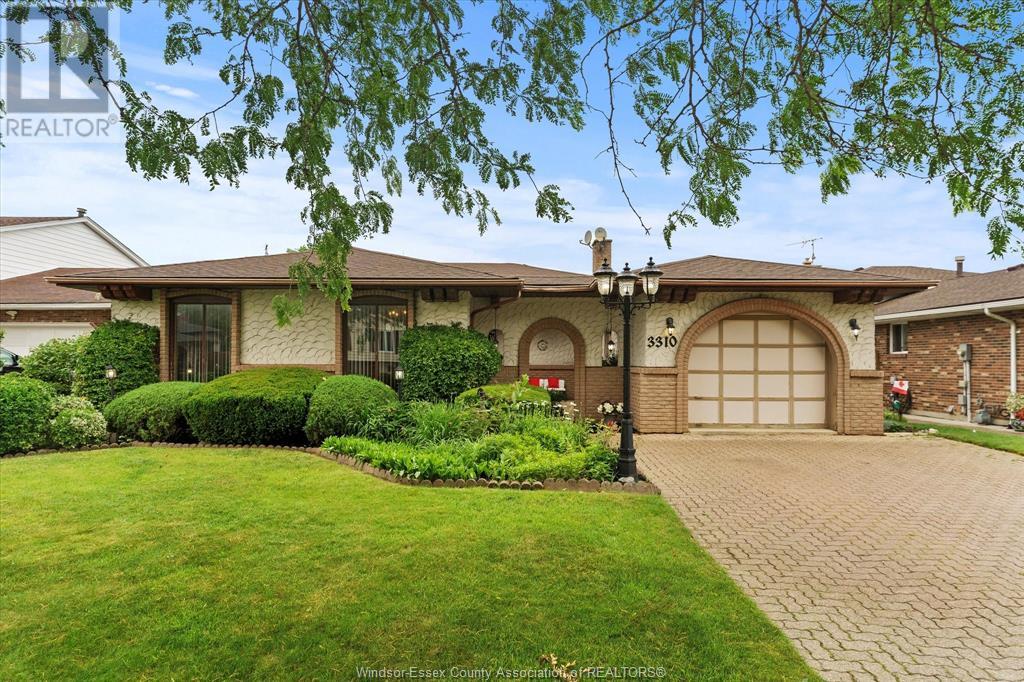MLS# 25016710: 3310 WILDWOOD DRIVE, Windsor, Canada