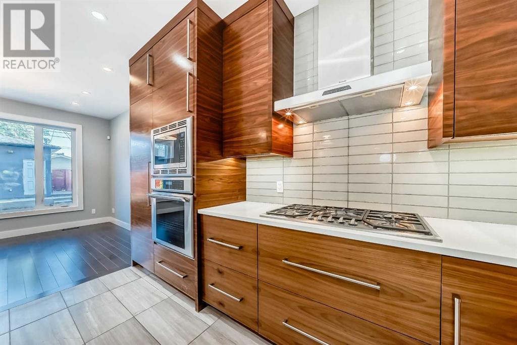 Property at 2414 31 Avenue SW image 5