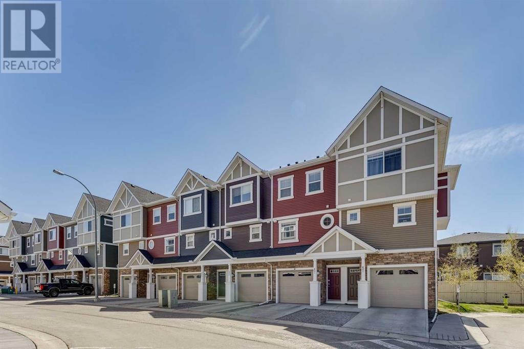 Property at 605, 1225 Kings Heights Way SE image 1