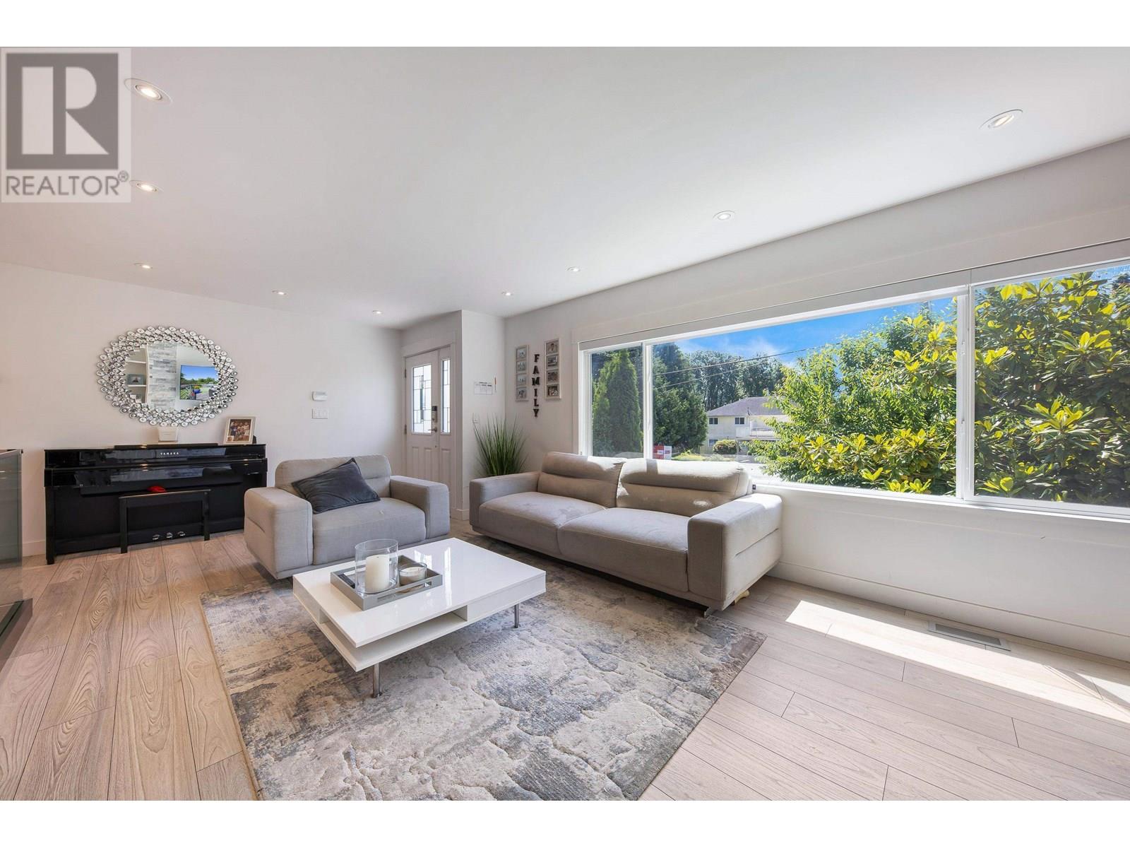 23177 Willett Avenue, Richmond, British Columbia  V6V 3C6 - Photo 7 - R3020550