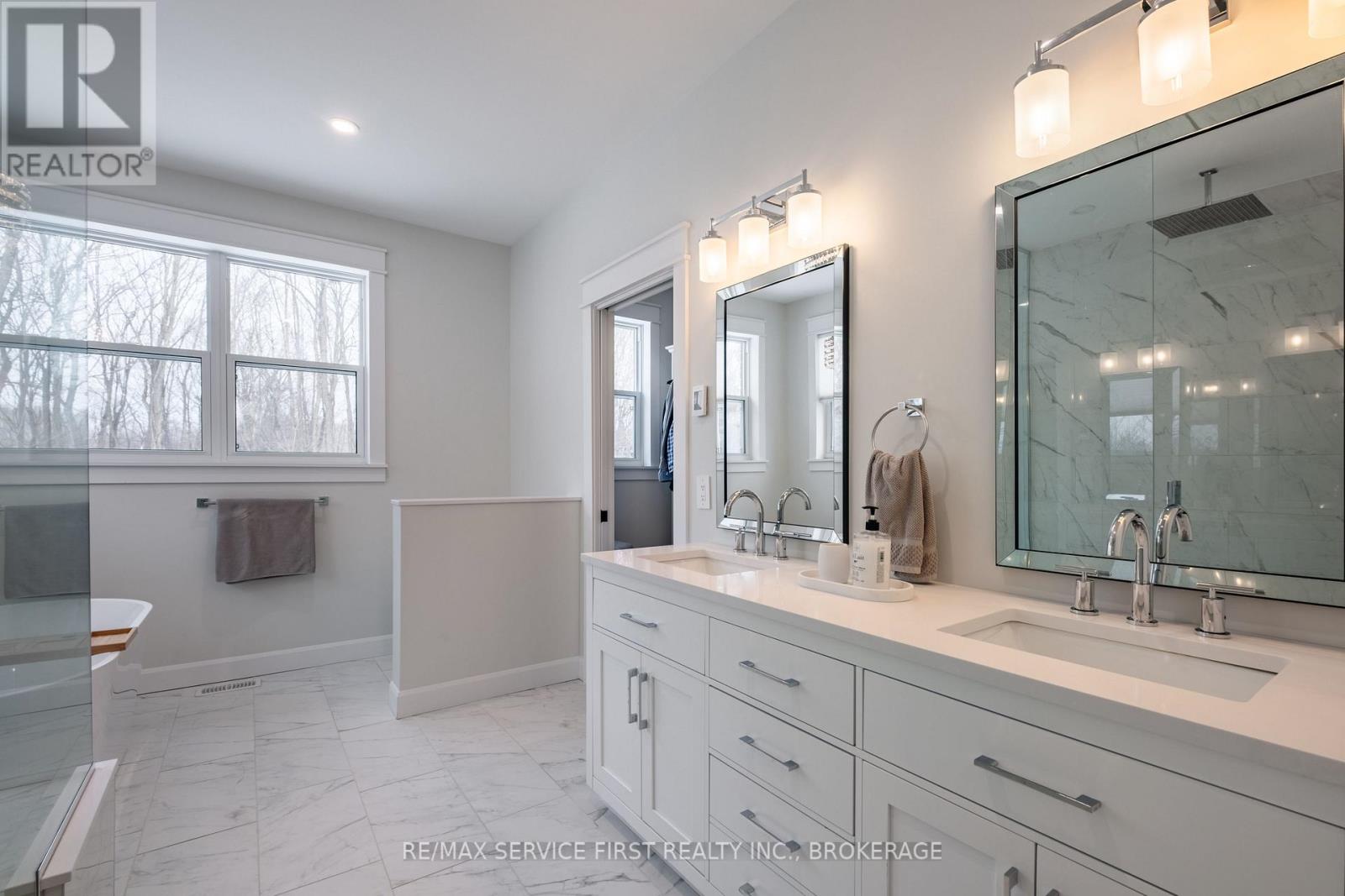 1012 Applewood Lane, Frontenac, Ontario  K0H 1X0 - Photo 29 - X12257458