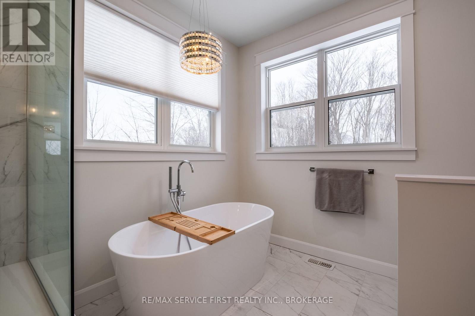 1012 Applewood Lane, Frontenac, Ontario  K0H 1X0 - Photo 30 - X12257458