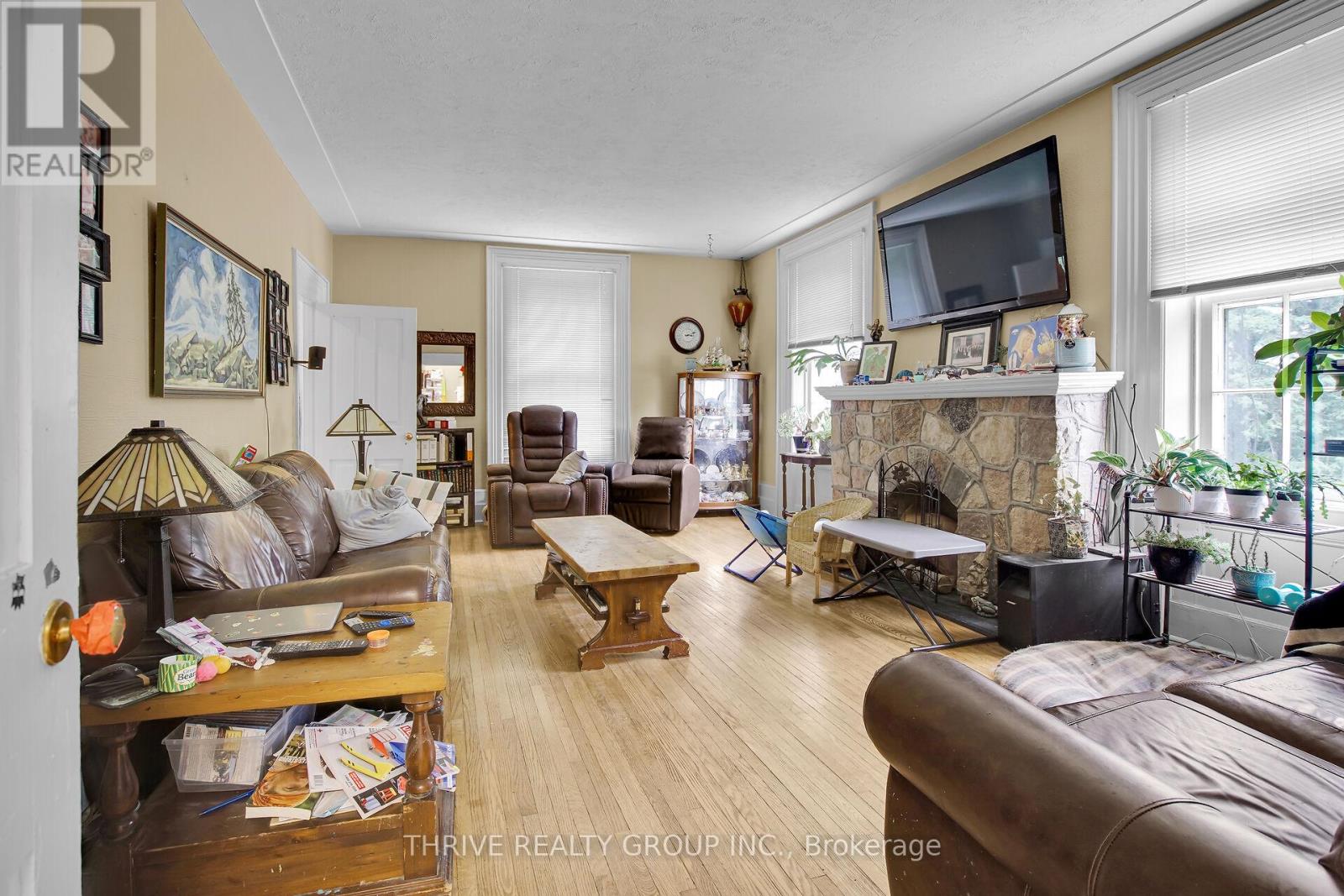 20664 Heritage Road, Thames Centre, Ontario  N0M 2P0 - Photo 11 - X12257459