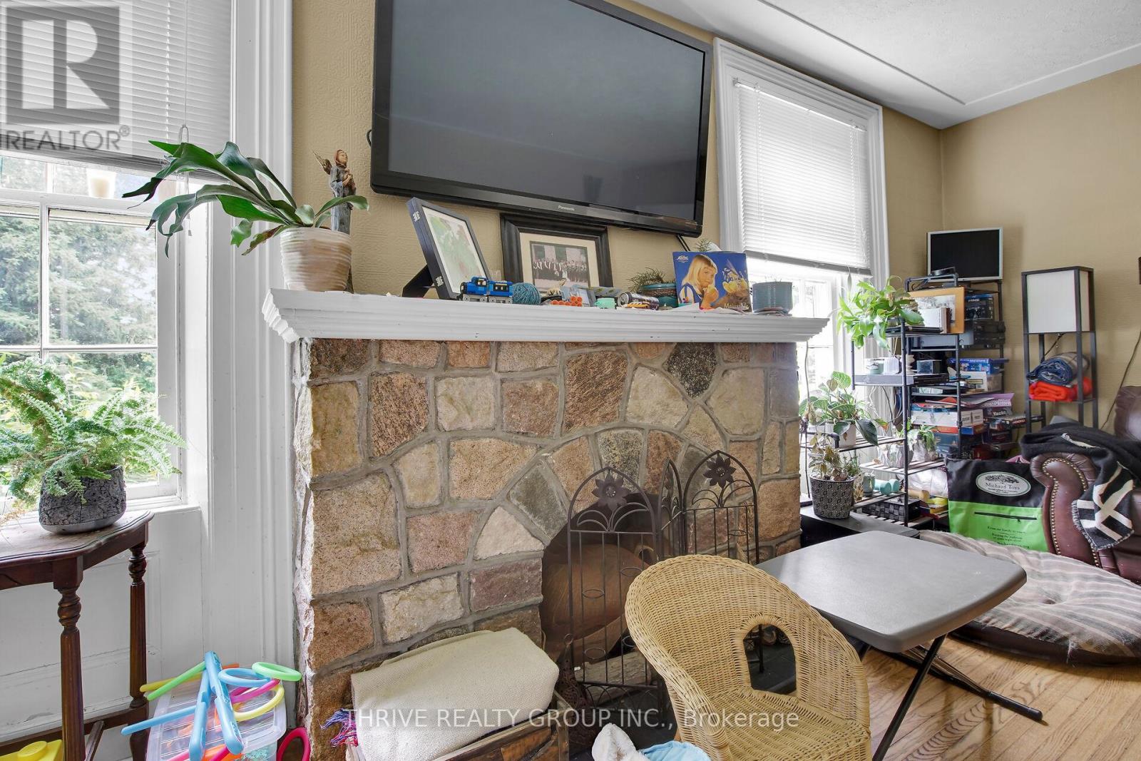 20664 Heritage Road, Thames Centre, Ontario  N0M 2P0 - Photo 13 - X12257459