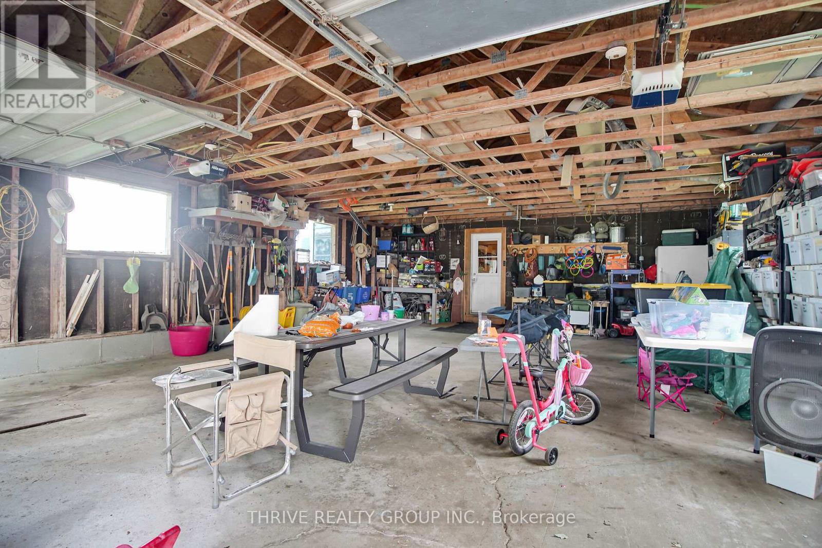 20664 Heritage Road, Thames Centre, Ontario  N0M 2P0 - Photo 22 - X12257459