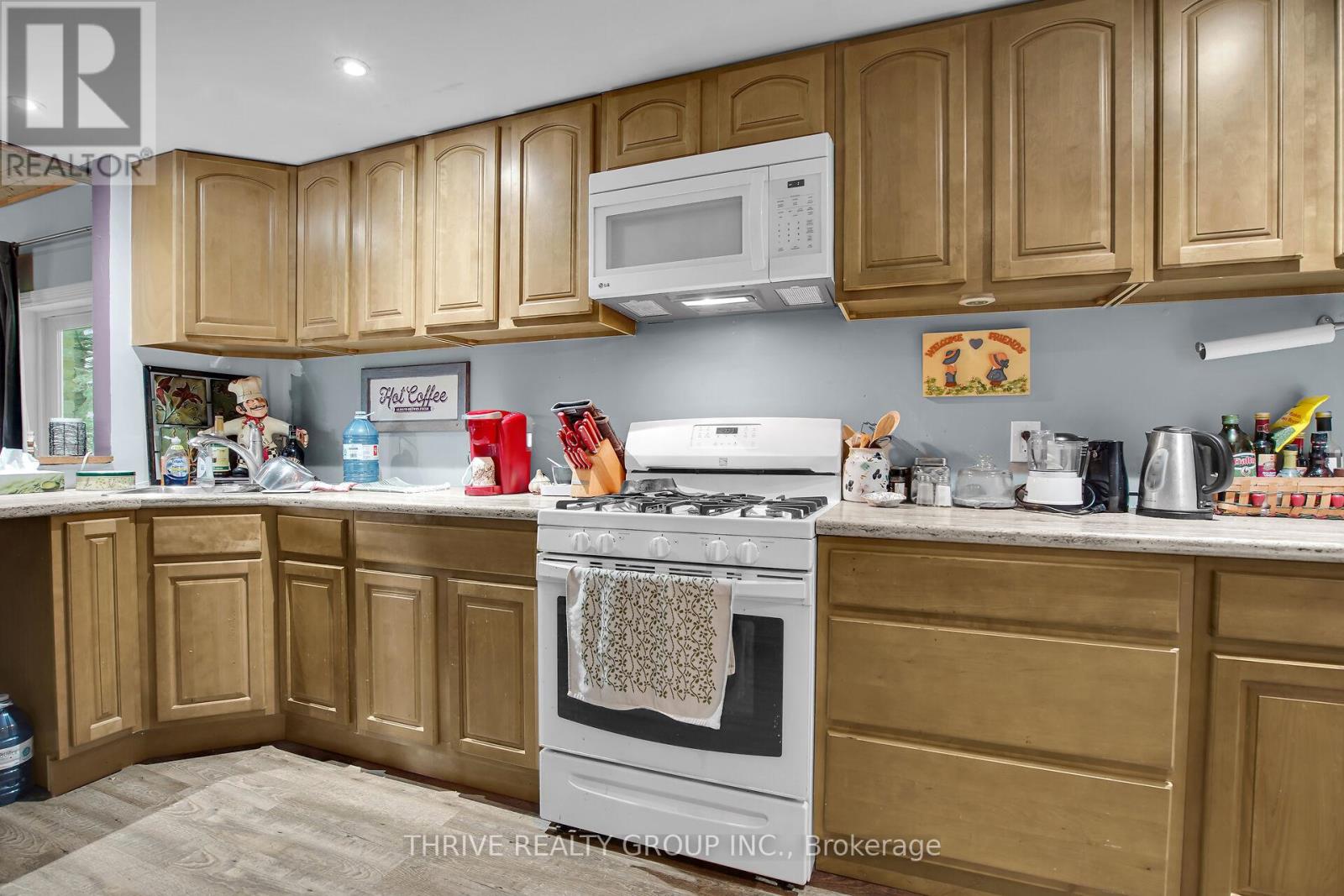 20664 Heritage Road, Thames Centre, Ontario  N0M 2P0 - Photo 29 - X12257459