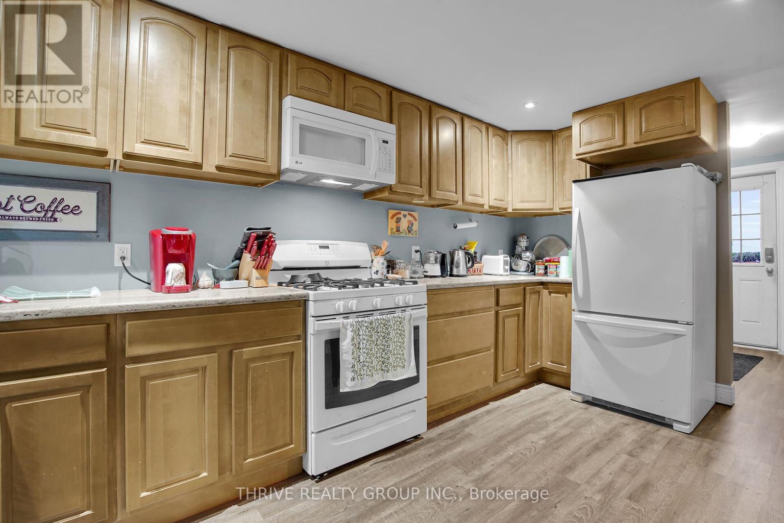 20664 Heritage Road, Thames Centre, Ontario  N0M 2P0 - Photo 30 - X12257459