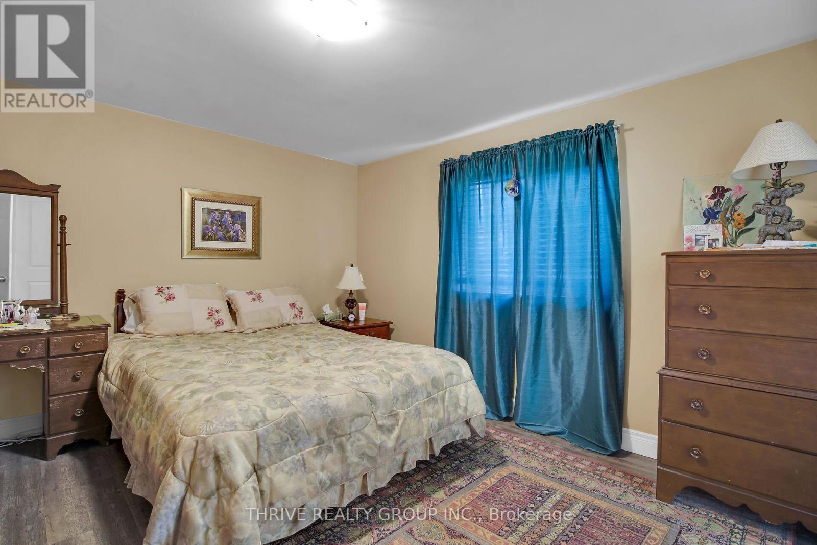 20664 Heritage Road, Thames Centre, Ontario  N0M 2P0 - Photo 31 - X12257459