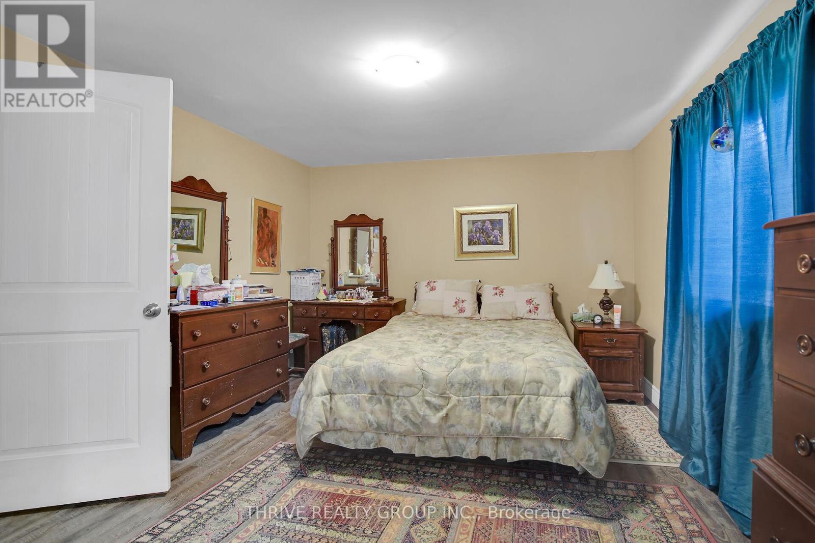 20664 Heritage Road, Thames Centre, Ontario  N0M 2P0 - Photo 32 - X12257459