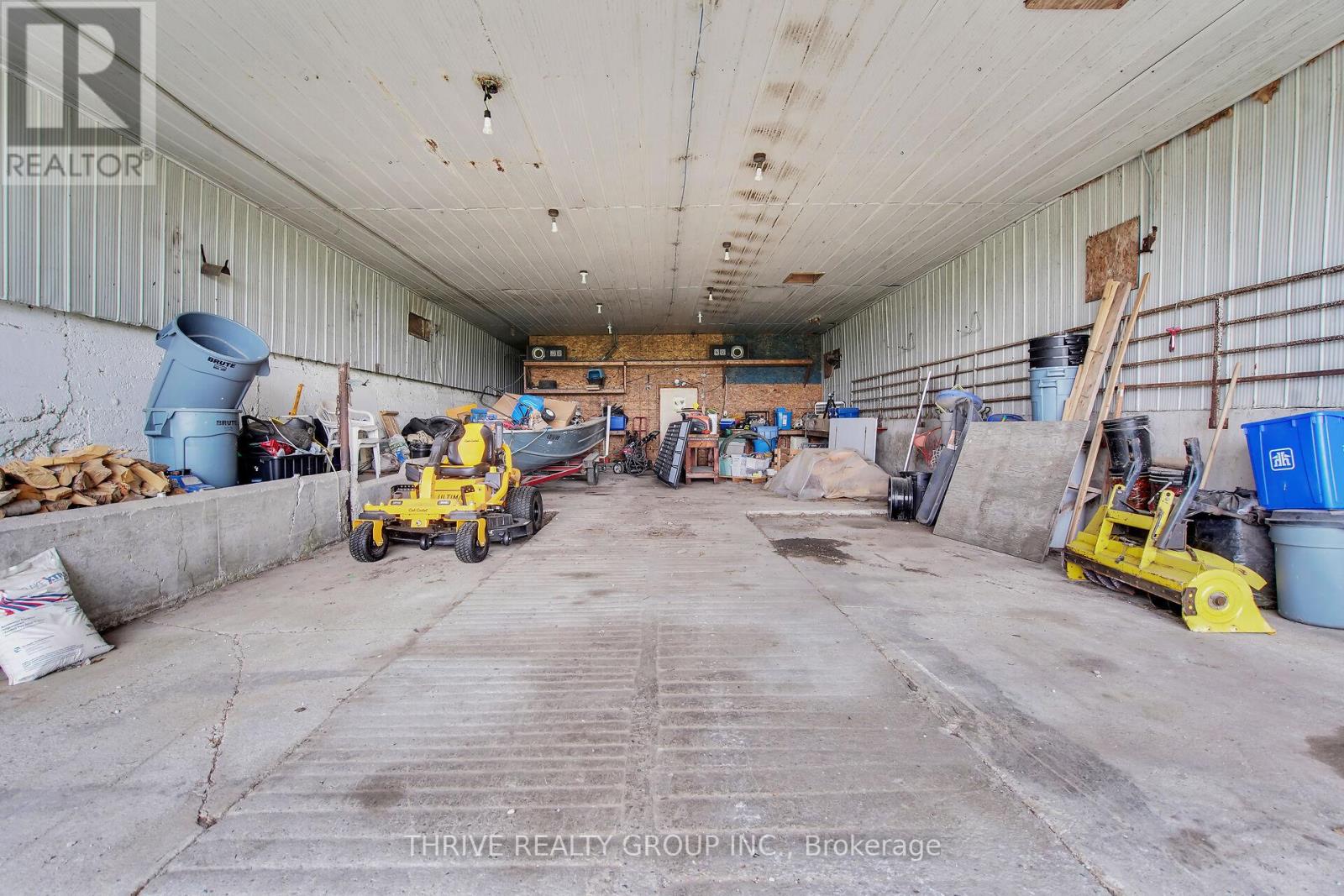 20664 Heritage Road, Thames Centre, Ontario  N0M 2P0 - Photo 40 - X12257459