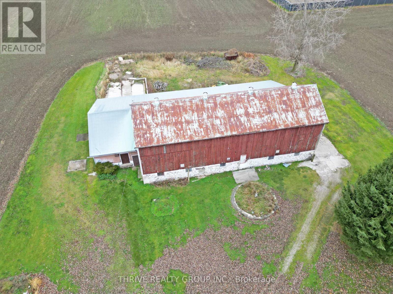 20664 Heritage Road, Thames Centre, Ontario  N0M 2P0 - Photo 44 - X12257459