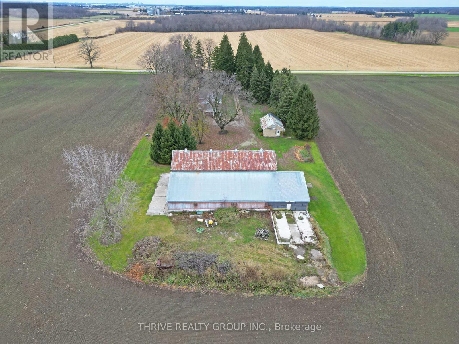 20664 Heritage Road, Thames Centre, Ontario  N0M 2P0 - Photo 48 - X12257459