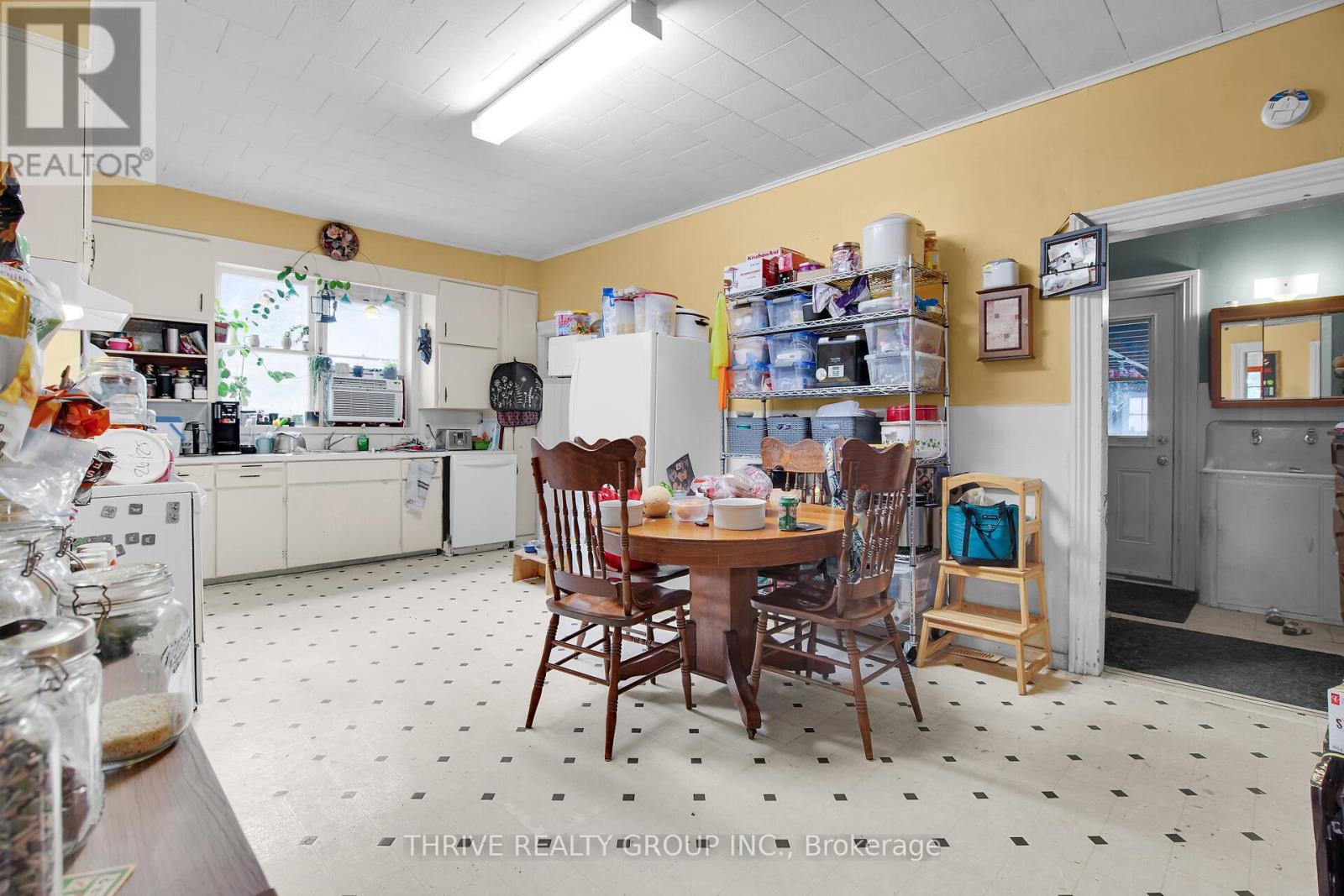 20664 Heritage Road, Thames Centre, Ontario  N0M 2P0 - Photo 6 - X12257459