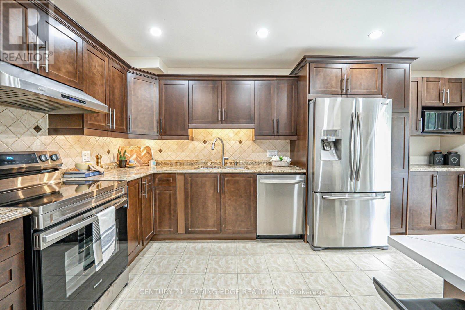 175 Morningview Trail, Toronto, Ontario  M1B 5L5 - Photo 16 - E12257432