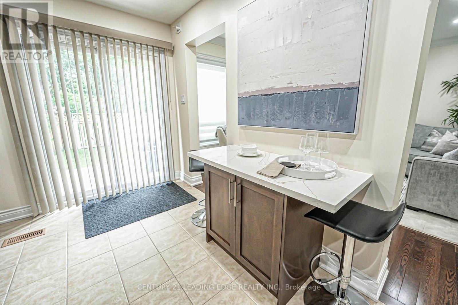 175 Morningview Trail, Toronto, Ontario  M1B 5L5 - Photo 18 - E12257432