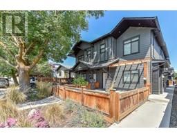722 Coopland Crescent Unit# 2, kelowna, British Columbia