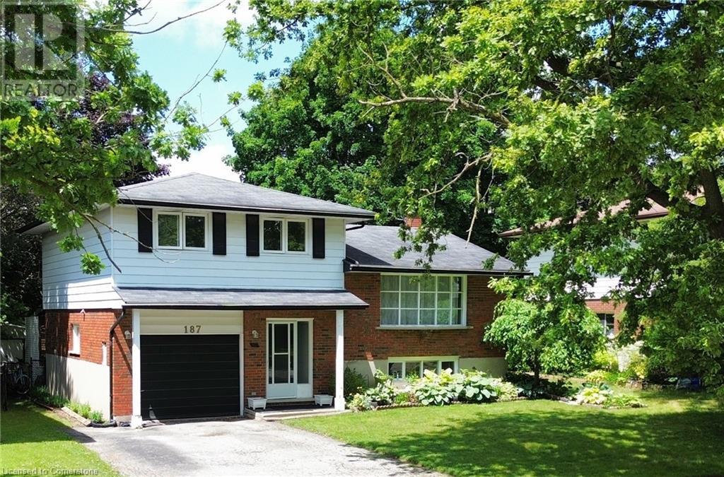 Property at 187 LYNNBROOK Crescent image 1