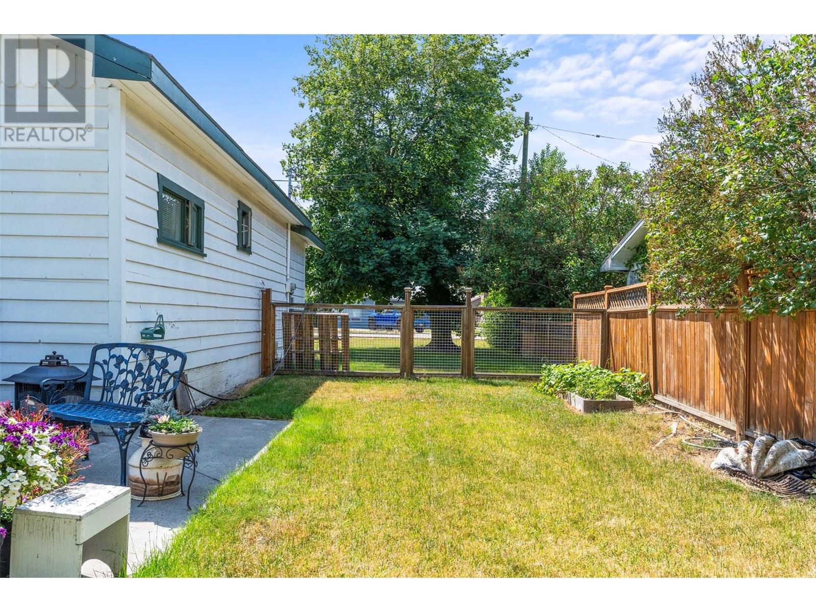 2270 Wilson Avenue, Armstrong, British Columbia  V4Y 0B1 - Photo 49 - 10352966