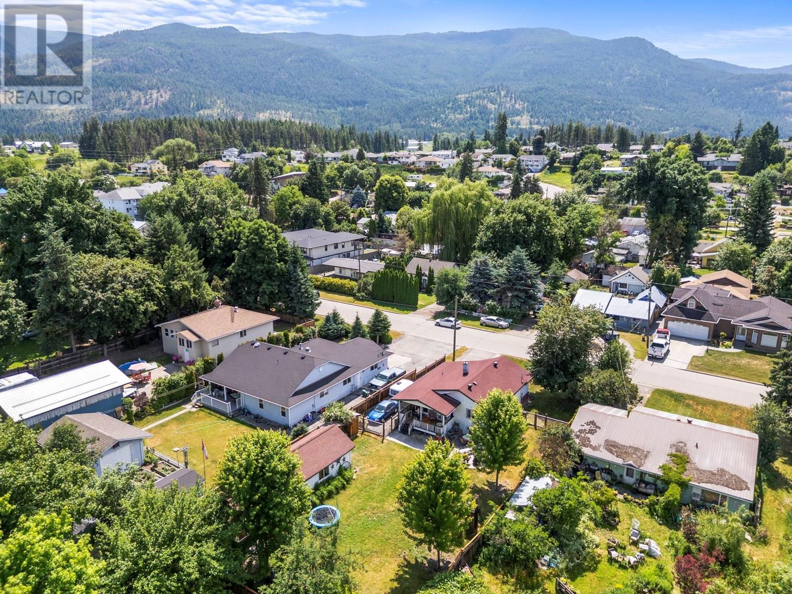 2270 Wilson Avenue, Armstrong, British Columbia  V4Y 0B1 - Photo 62 - 10352966